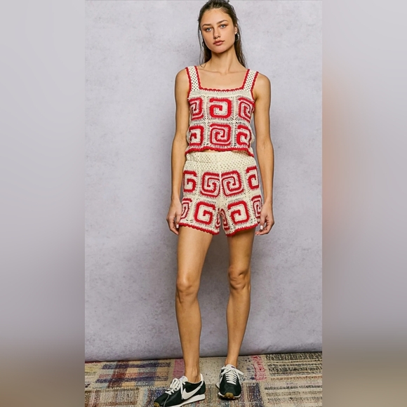 #1136 POL Red Maze Crochet Set - Picture 7 of 12